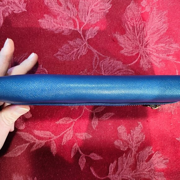 Anne Klein Blue Zip Around Long Wallet, Used - Picture 6 of 15